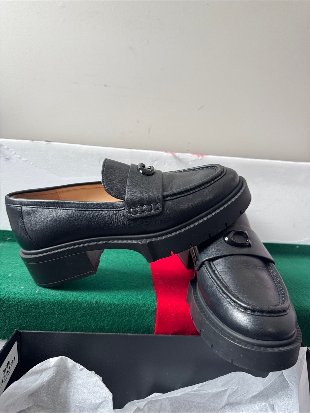 🖤Coach Black Leather Loafers 👞 Size 7 (37.5) - Picture 6 of 14